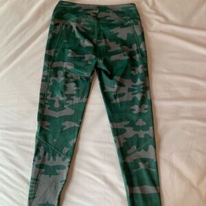 Feed Me Fight Me (FMFM) Medium Camo Leggings